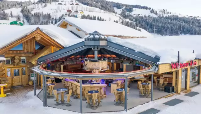 153877501130416eb1a79a75586dce16