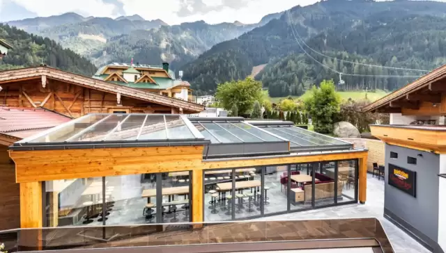 678b2059e2d34c97a3c0f44fda134f0d