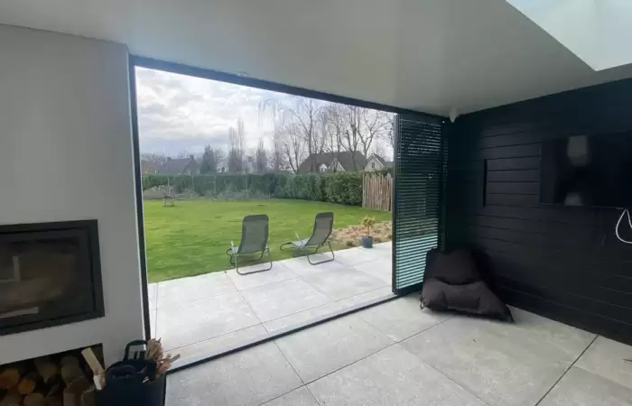 9e306276a5a24b75964a44ddc1c6ce86 1