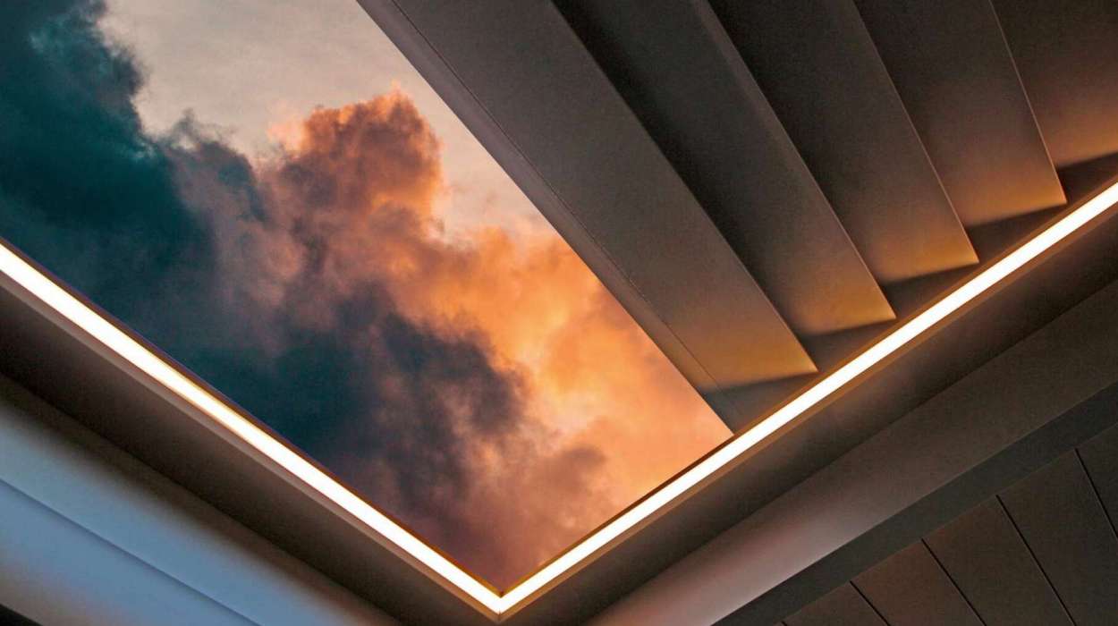 Galaxy Freedom Retractable Louver