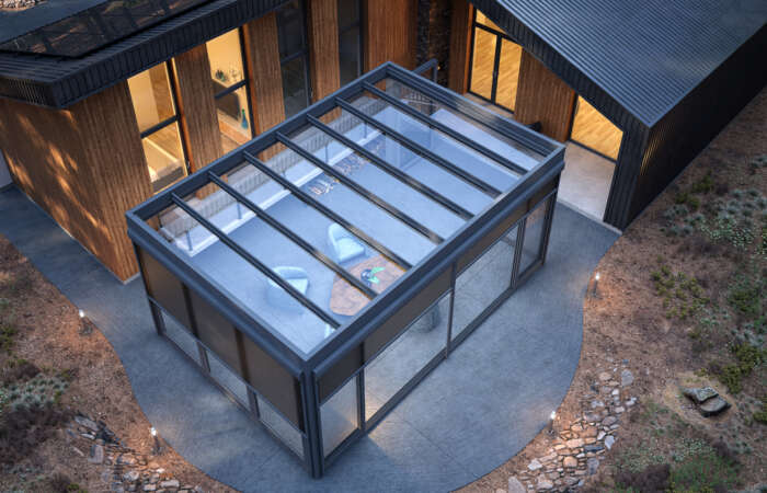 CUBO Sunroom with Sliding and Folding Glass and Zip Screen