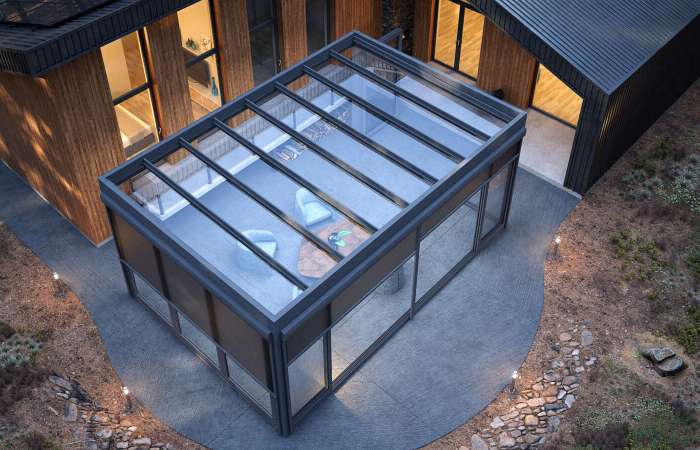 CUBO Sunroom with Sliding and Folding Glass and Zip Screen